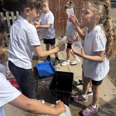 What a busy and fun-filled few weeks Year 2 have had!